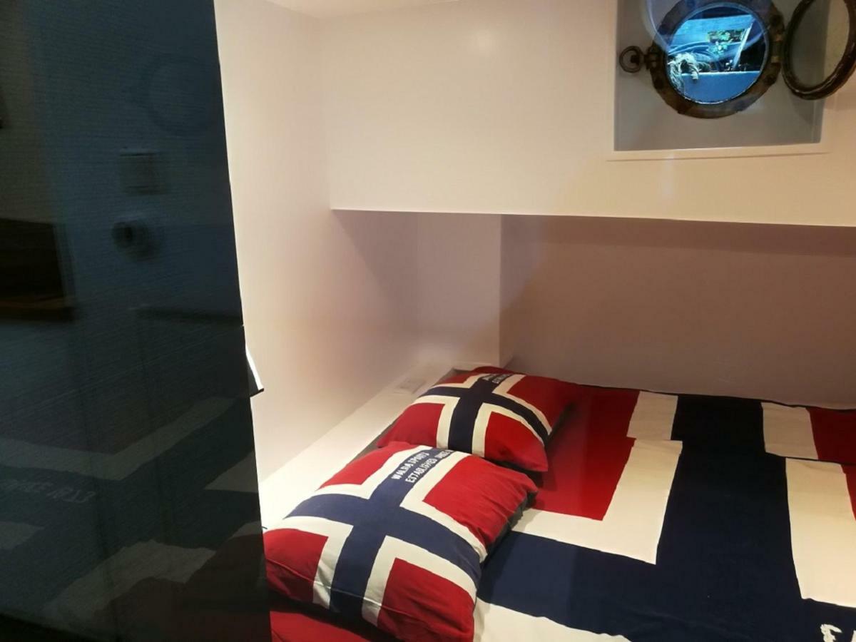 Houseboat Rose Apartment Amsterdam Ngoại thất bức ảnh
