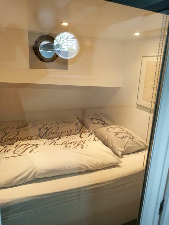 Houseboat Rose Apartment Amsterdam Ngoại thất bức ảnh